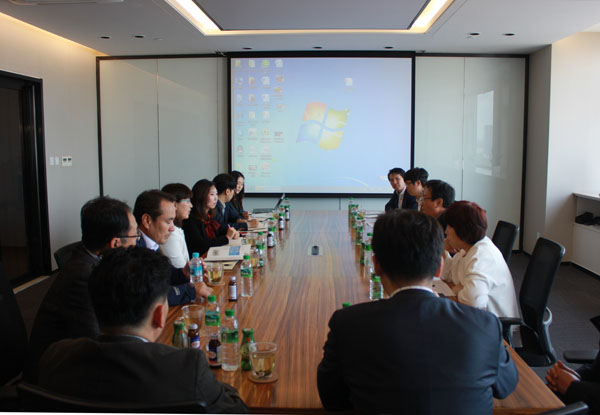 韓國忠州市考察團來聯橋集團參觀考察