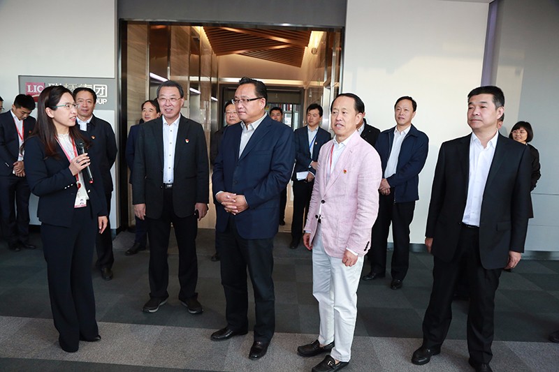 威海市委書記孫述濤來聯橋集團視察黨建工作